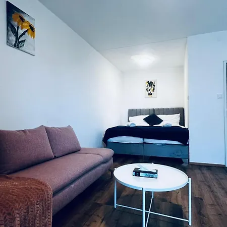 At Train Station And Center Apartment Salzburg