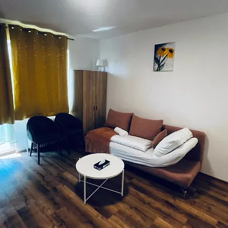 At Train Station And Center Apartment Salzburg
